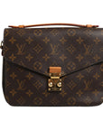 Used Louis Vuitton Pochette Métis Monogram