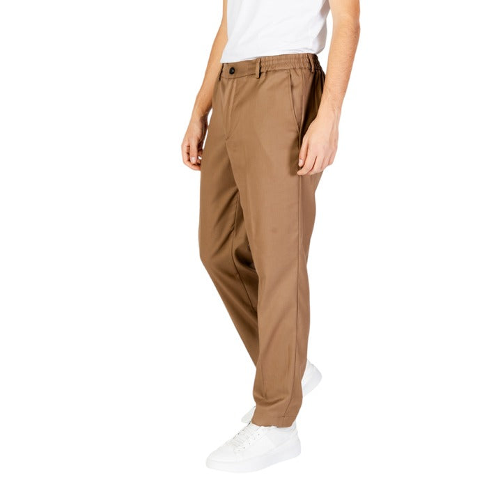 Hamaki-Ho Minimalist Straight Leg Fit Pants