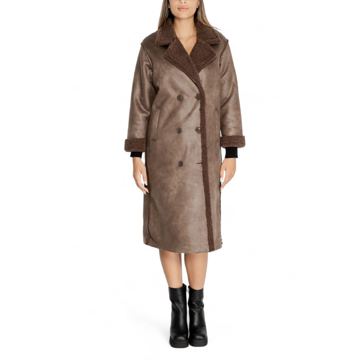 Clerã© Minimalist Faux Wool Lined Longline Coat