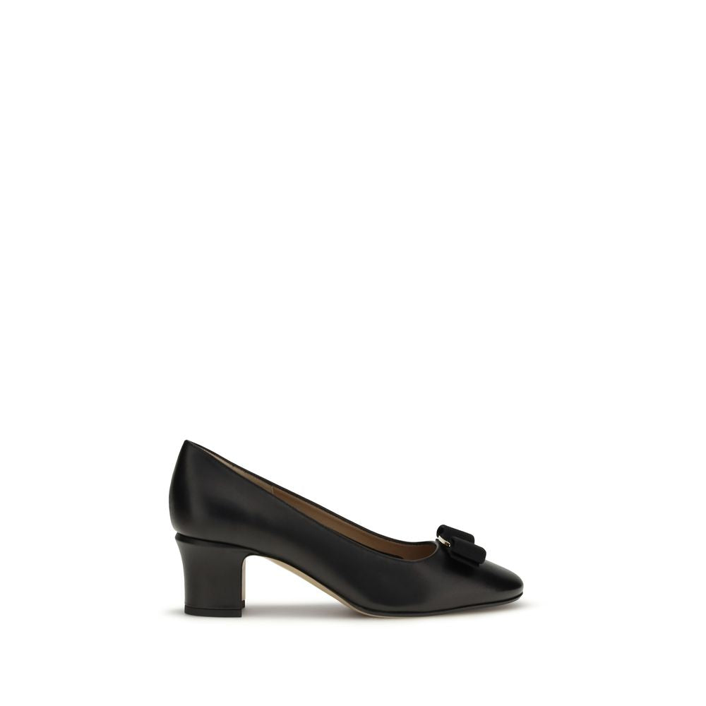 Ferragamo Fiocco Vera Black Leather Heel Pumps