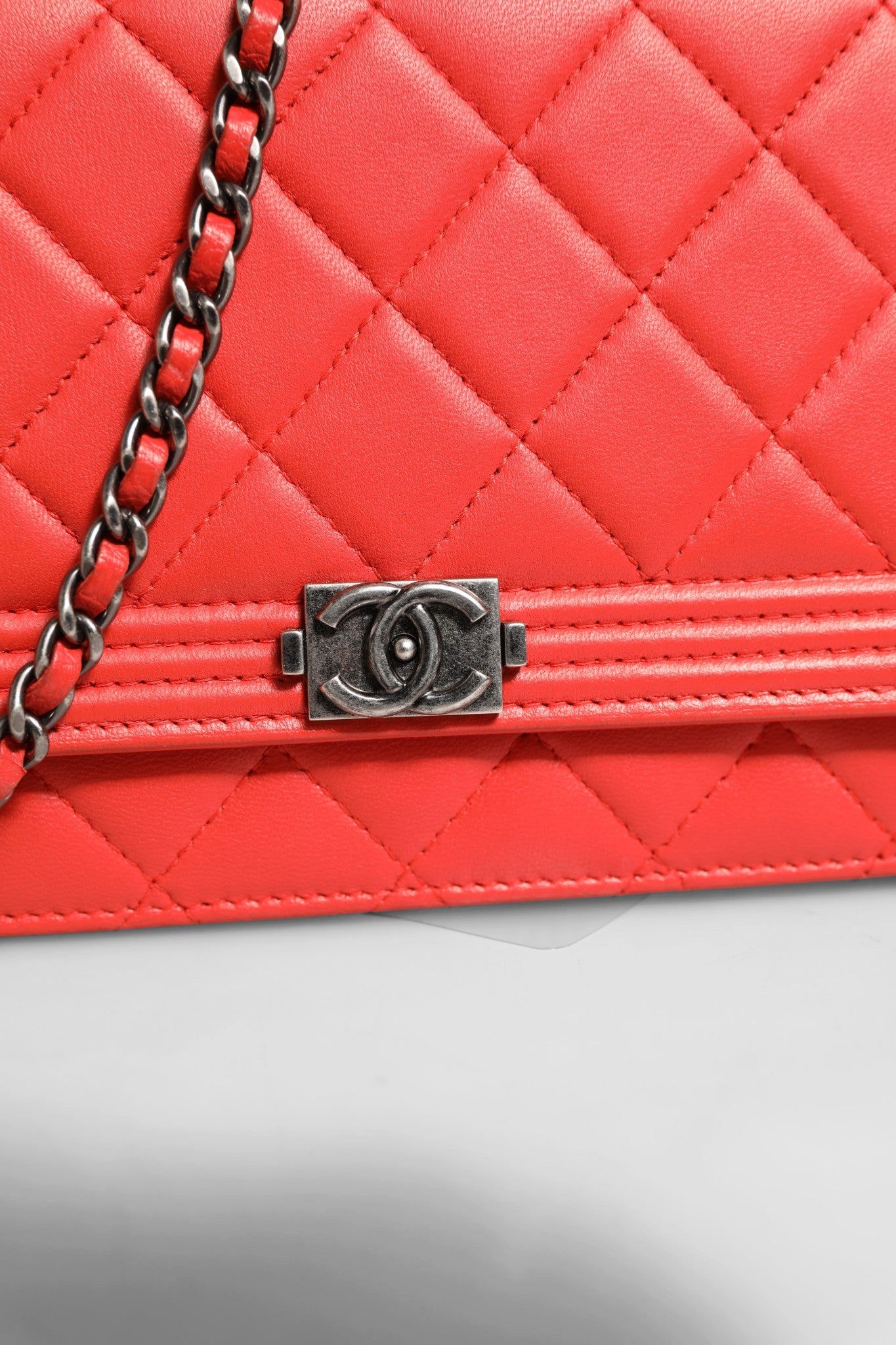 Chanel Leather Boy Wallet On Chain - Red