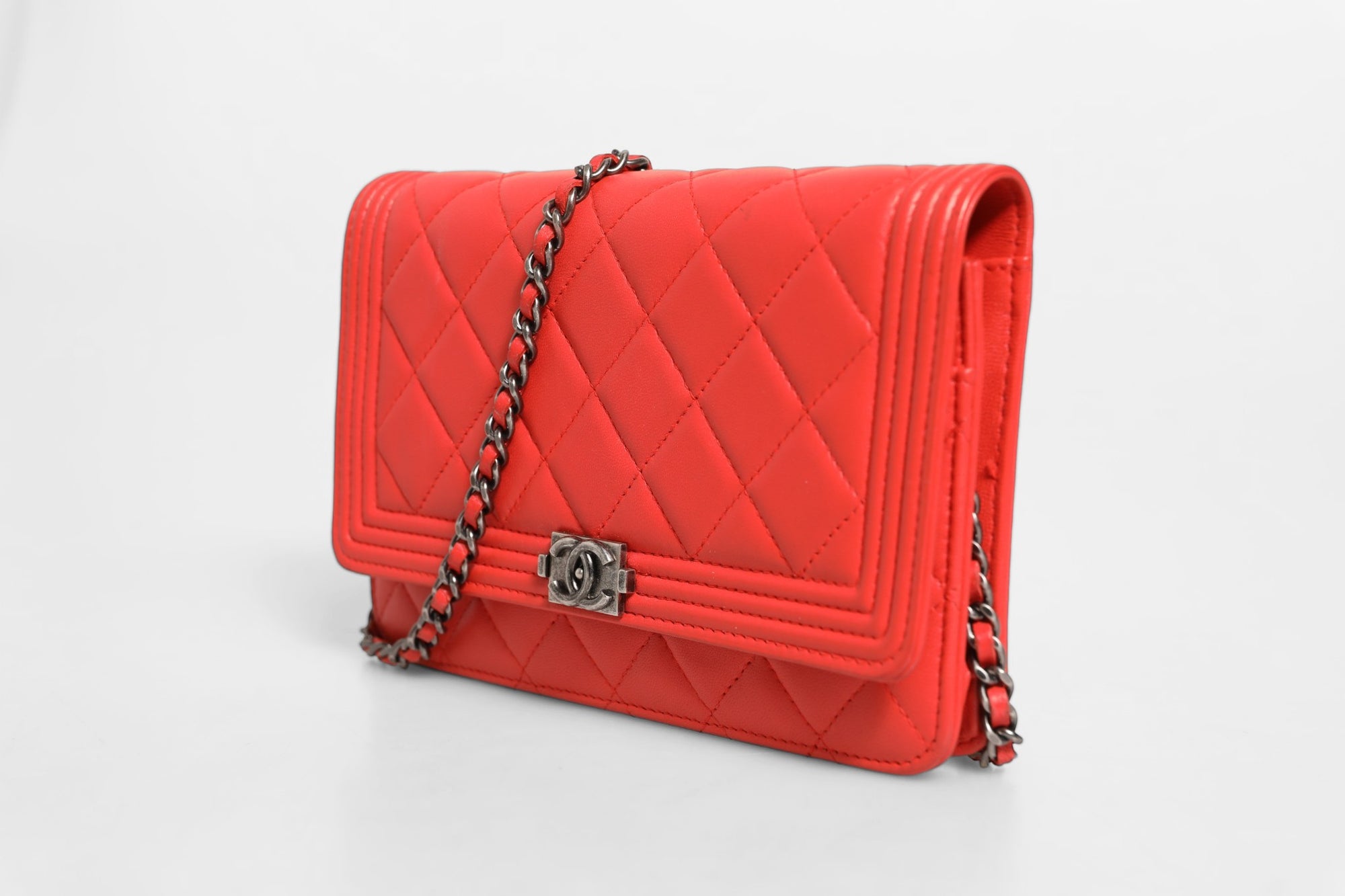 Chanel Leather Boy Wallet On Chain - Red