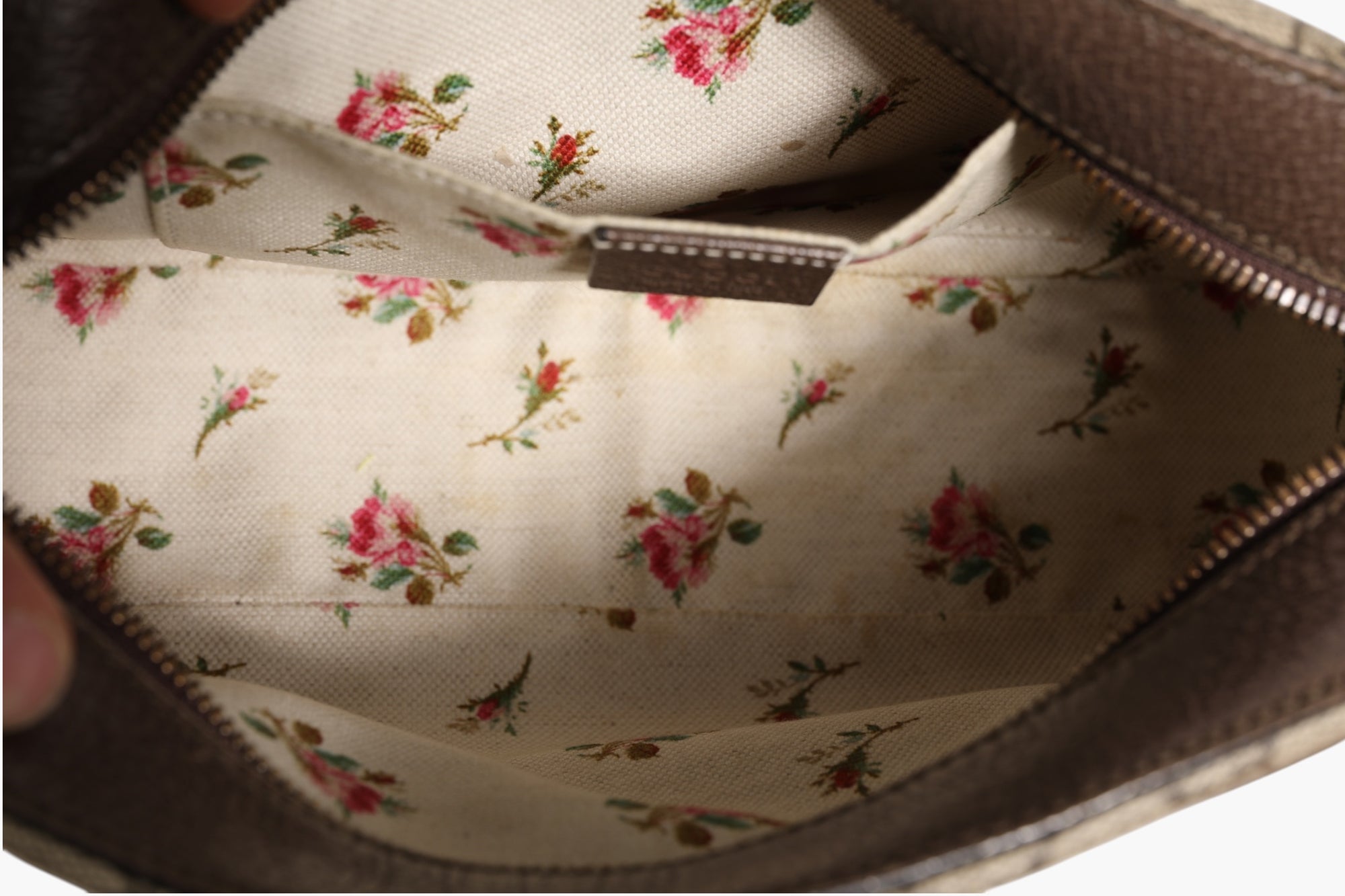 Gucci GG Supreme Neo Messenger Crossbody Bag