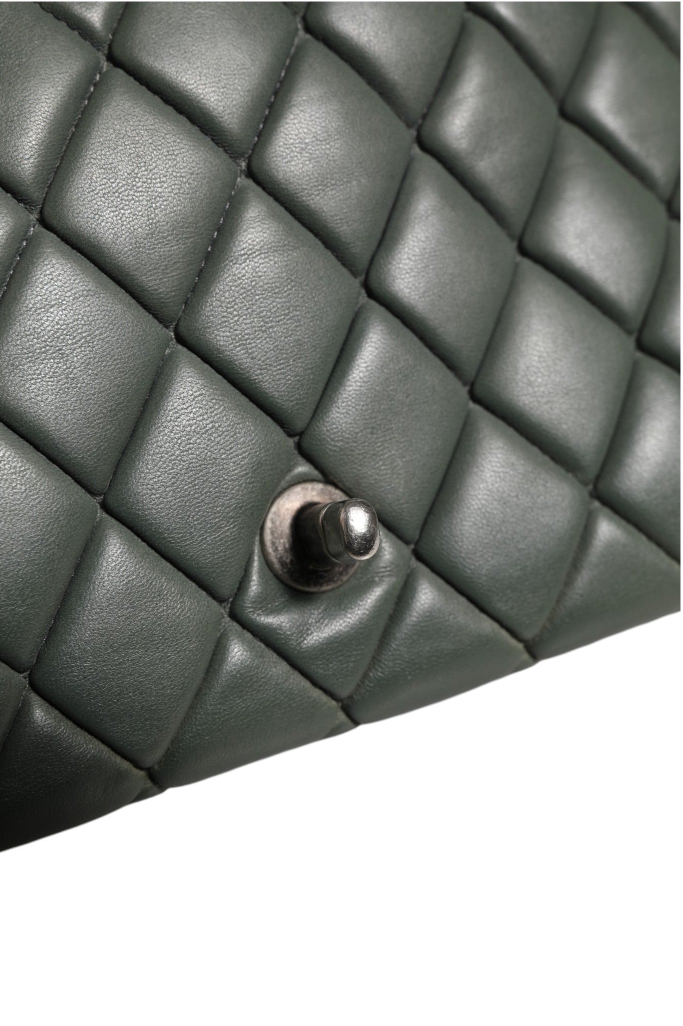 Chanel Quilted Leather Shoulder Bag - Deep Green