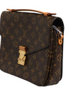 Used Louis Vuitton Pochette Métis Monogram