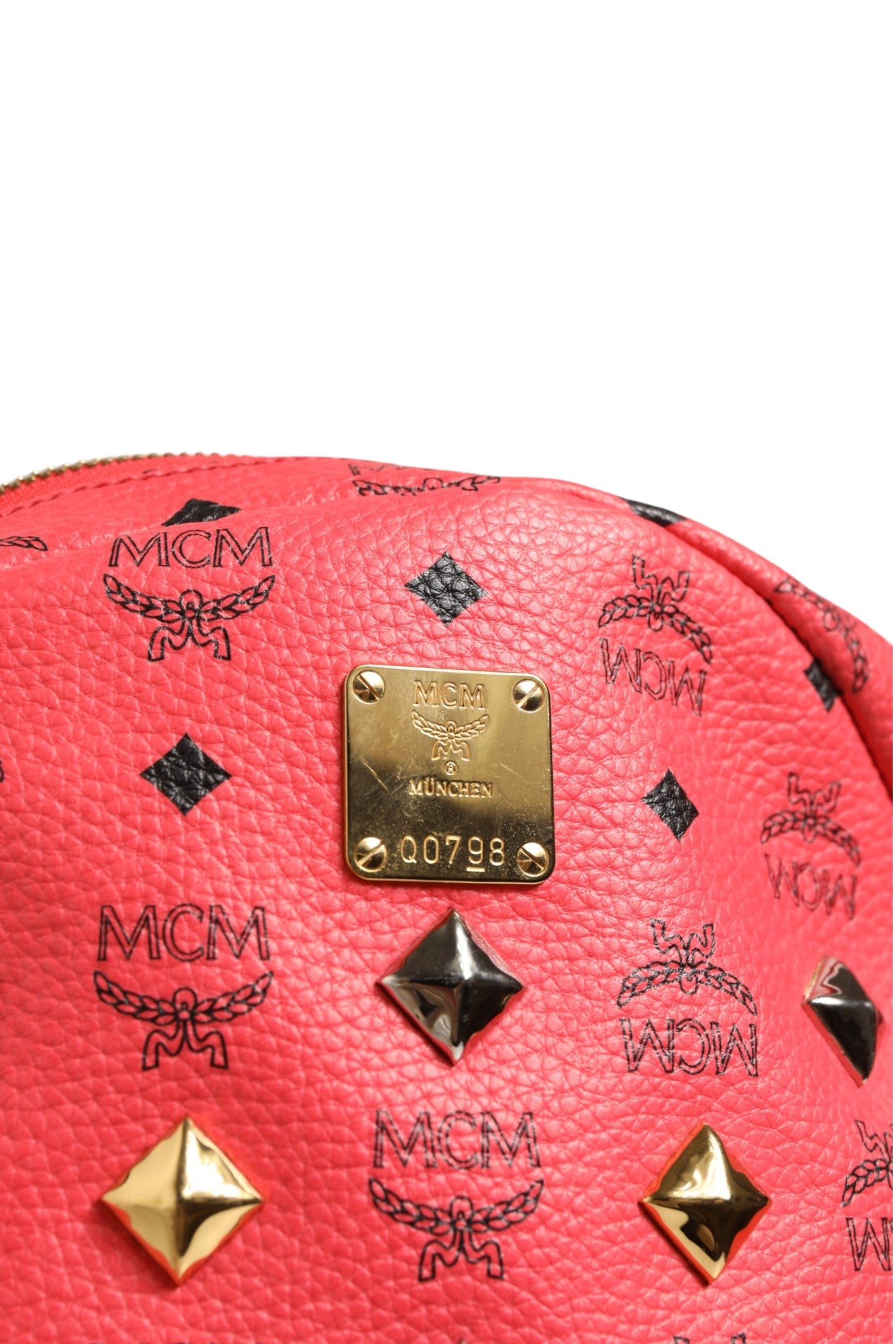 MCM Medium Q0798 Visetos Backpack - Red