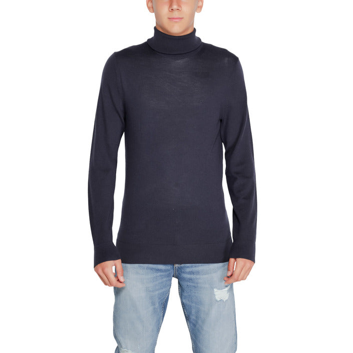 Calvin Klein Minimalist Turtleneck 100% Wool Sweater