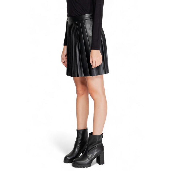 Morgan De Toi Vegan Leather Pleated Black Mini Skirt