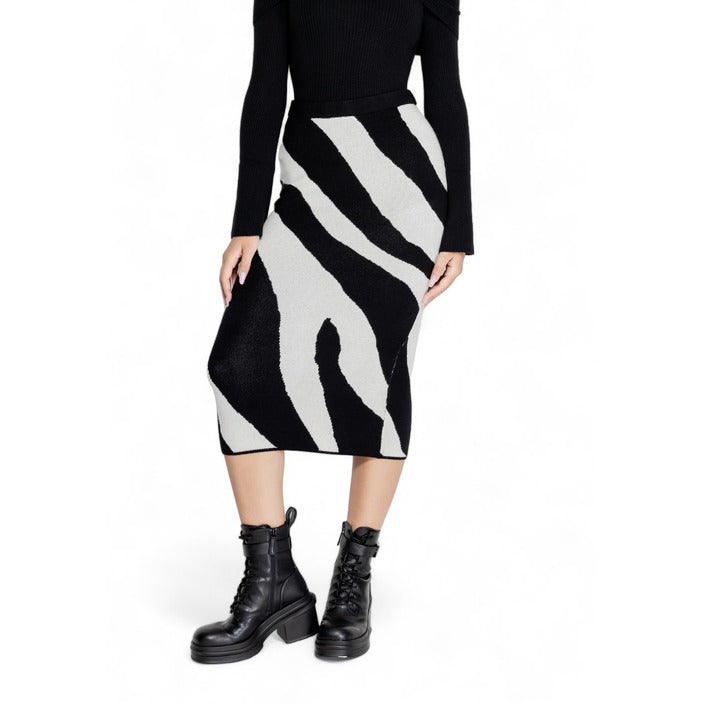 Vero Moda Monochrome Zebra Midi Skirt