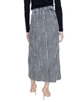 Only Front Buttoned Flowy Patterned Midi Skirt