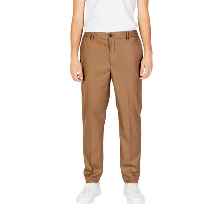 Hamaki-Ho Minimalist Straight Leg Fit Pants