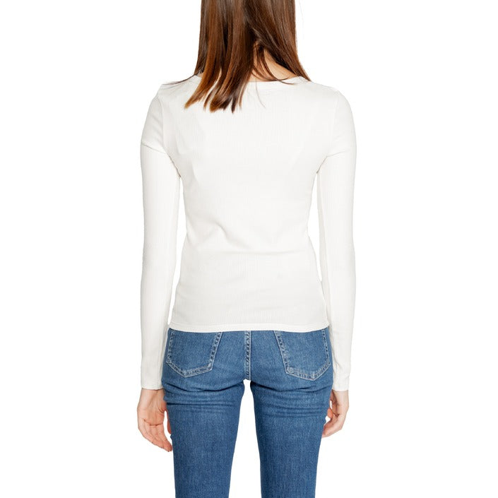 Guess Active Minimalist Athleisure Long Sleeve Top Scoop Neck