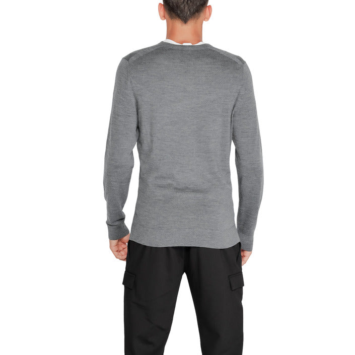 Calvin Klein Minimalist Crewneck 100% Wool Sweater