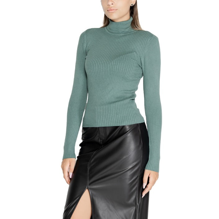 Jacqueline De Yong  Turtleneck Ribbed Knit Top & Sweater