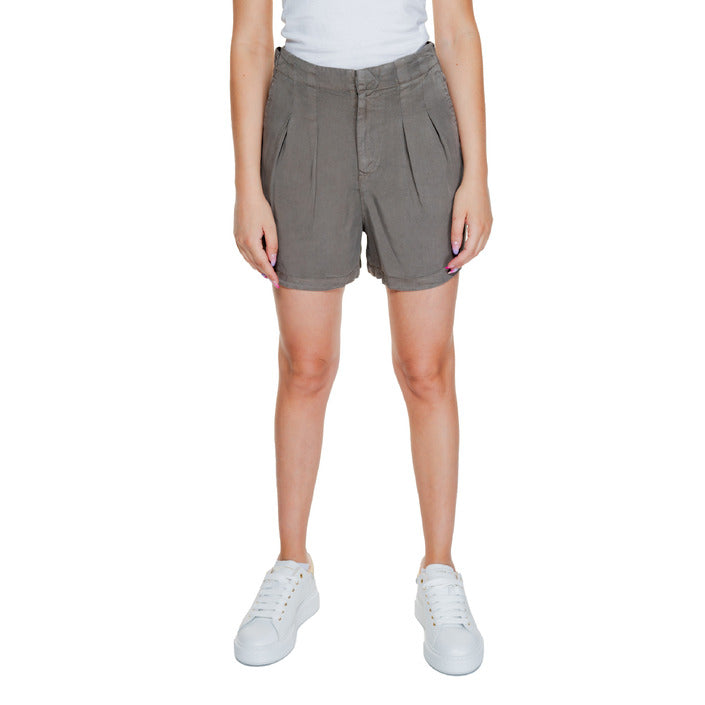 Vero Moda Minimalist Lightweight Wear Summer Shorts