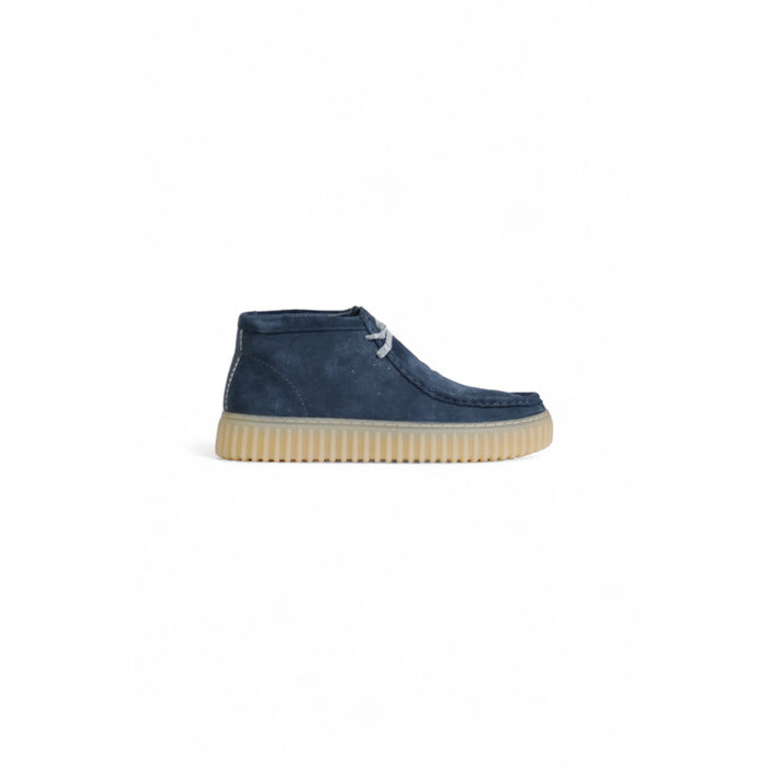 Clarks Minimalist Genuine Suede Leather Lace-Up High Top Moccasin