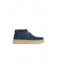 Clarks Minimalist Genuine Suede Leather Lace-Up High Top Moccasin