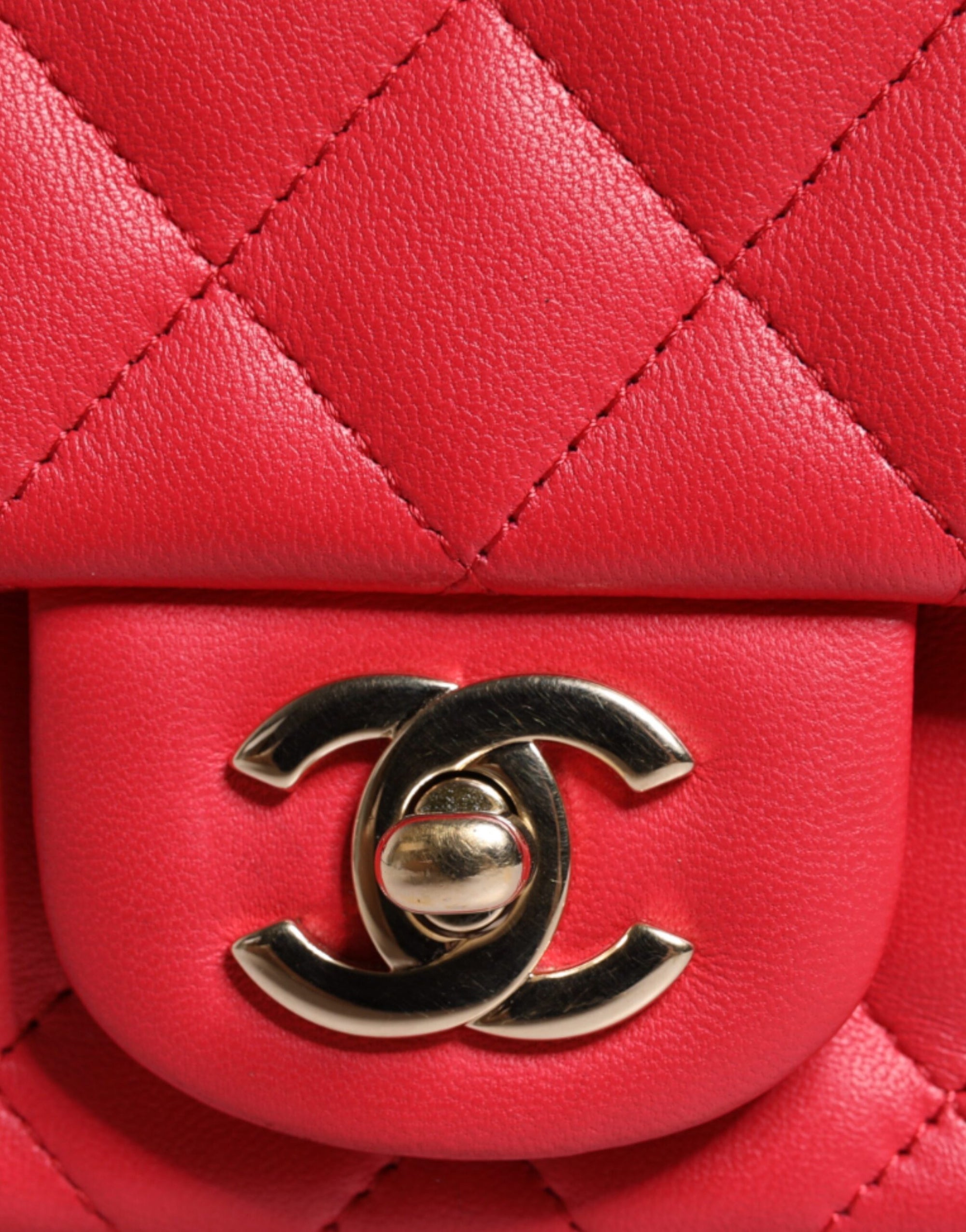 Chanel Vivid Pink-Red Matelasse Chain Mini Shoulder Leather Purse 