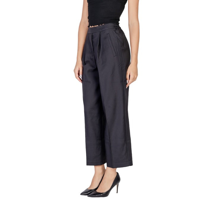 Ichi Minimalist Wide Leg Culottes 