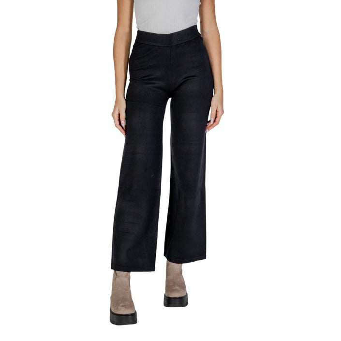 Clerã© Minimalist Wide Leg Pants