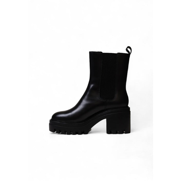 Calvin Klein Minimalist All Black Genuine Leather High Heel Chelsea Boots