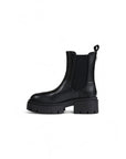 Guess Minimalist All Black Vegan Leather Chelsea Boots