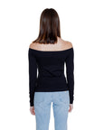 Tommy Hilfiger Jeans Logo Black Off-Shoulder Long Sleeve Top With Chest Cut Out