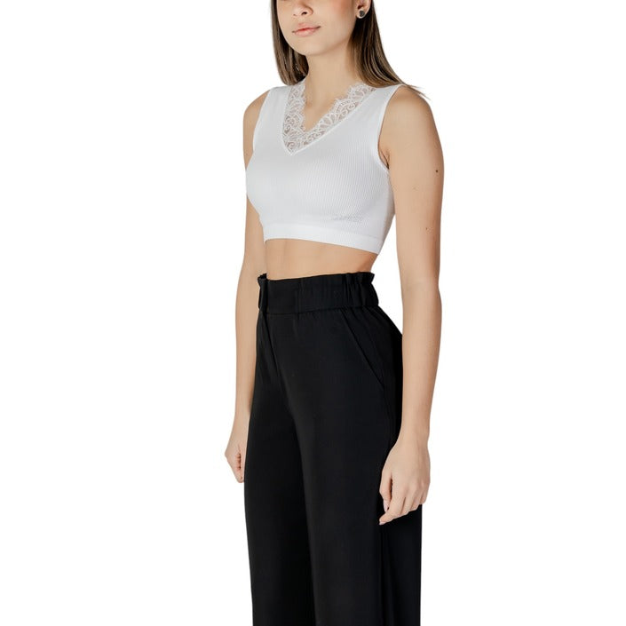 Guess Minimalist V-Neck Lace Crop Top