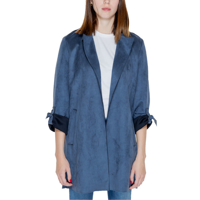 Only Minimalist Light Layer Coat