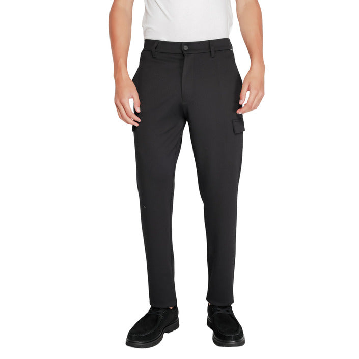 Calvin Klein Logo Slim Fit Cargo Pants