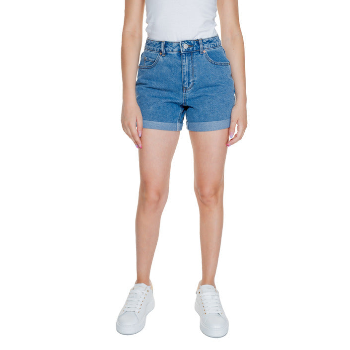 Vero Moda Logo Classic Light Wash Denim Shorts Rolled Hem