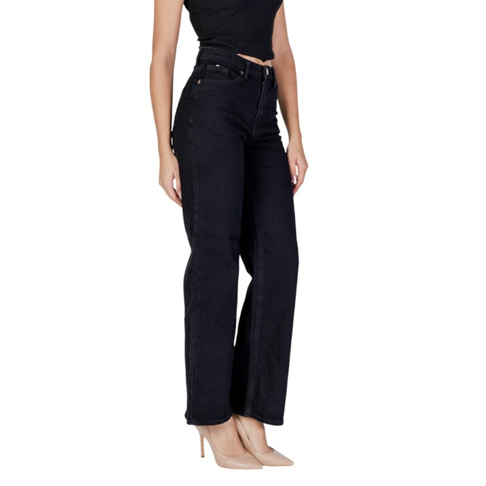 Vero Moda Straight Leg Black Jeans