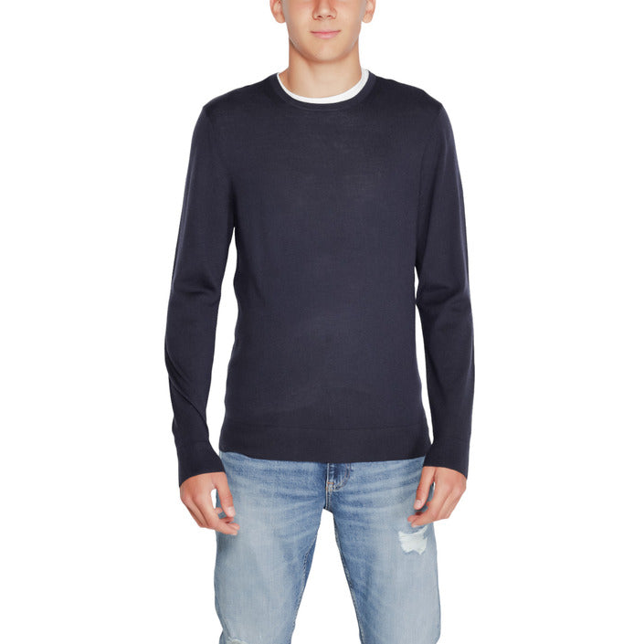 Calvin Klein Minimalist Crewneck 100% Wool Sweater