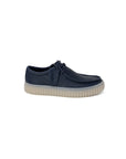 Clarks Minimalist Leather Lace-Up Moccasin