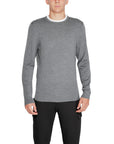 Calvin Klein Minimalist Crewneck 100% Wool Sweater