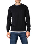 Armani Exchange Minimalist Cashmere-Blend Knitwear