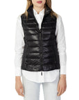Armani Exchange Minimalist Sleeveless Puffer Vest & Gilet - Black