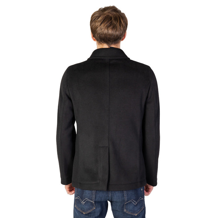 Mulish Minimalist All Black Double-Breasted Waist Length Coat