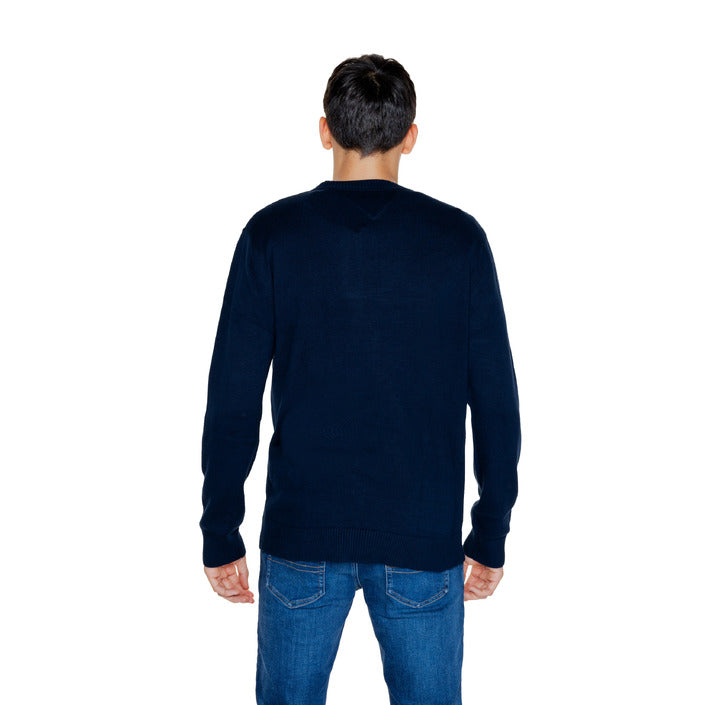 Tommy Hilfiger Jeans Logo 100% Organic Cotton Sweater - black