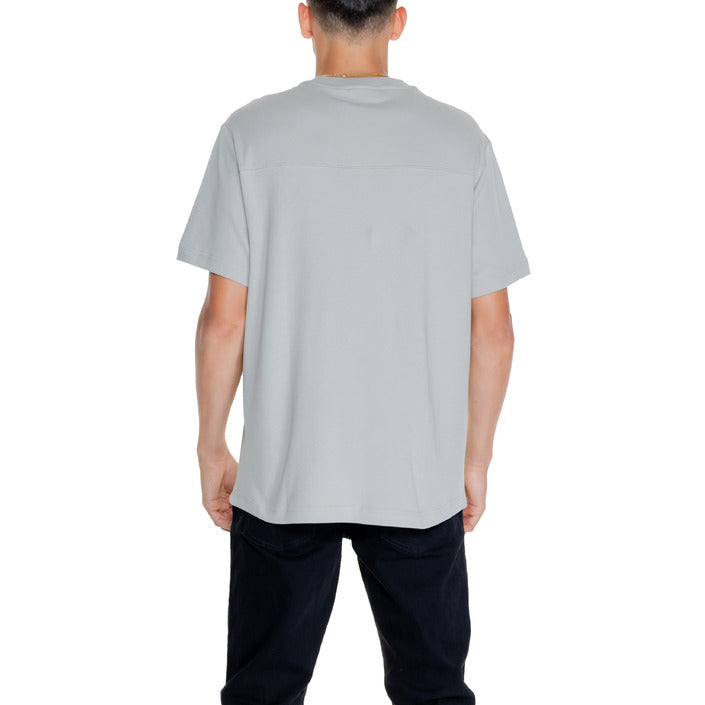 Calvin Klein Logo 100% Cotton Crewneck T-Shirt