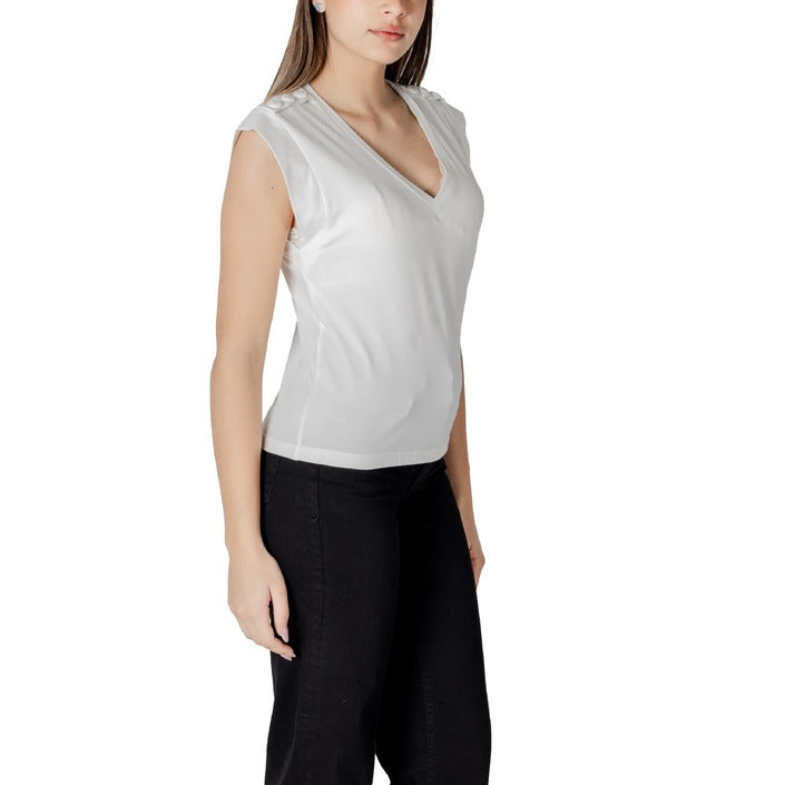 Morgan De Toi V-Neckline Cotton Sleeveless Top